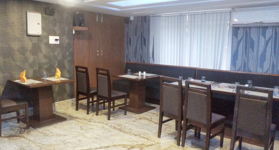 Hotel D Sapphire, Guwahati 5